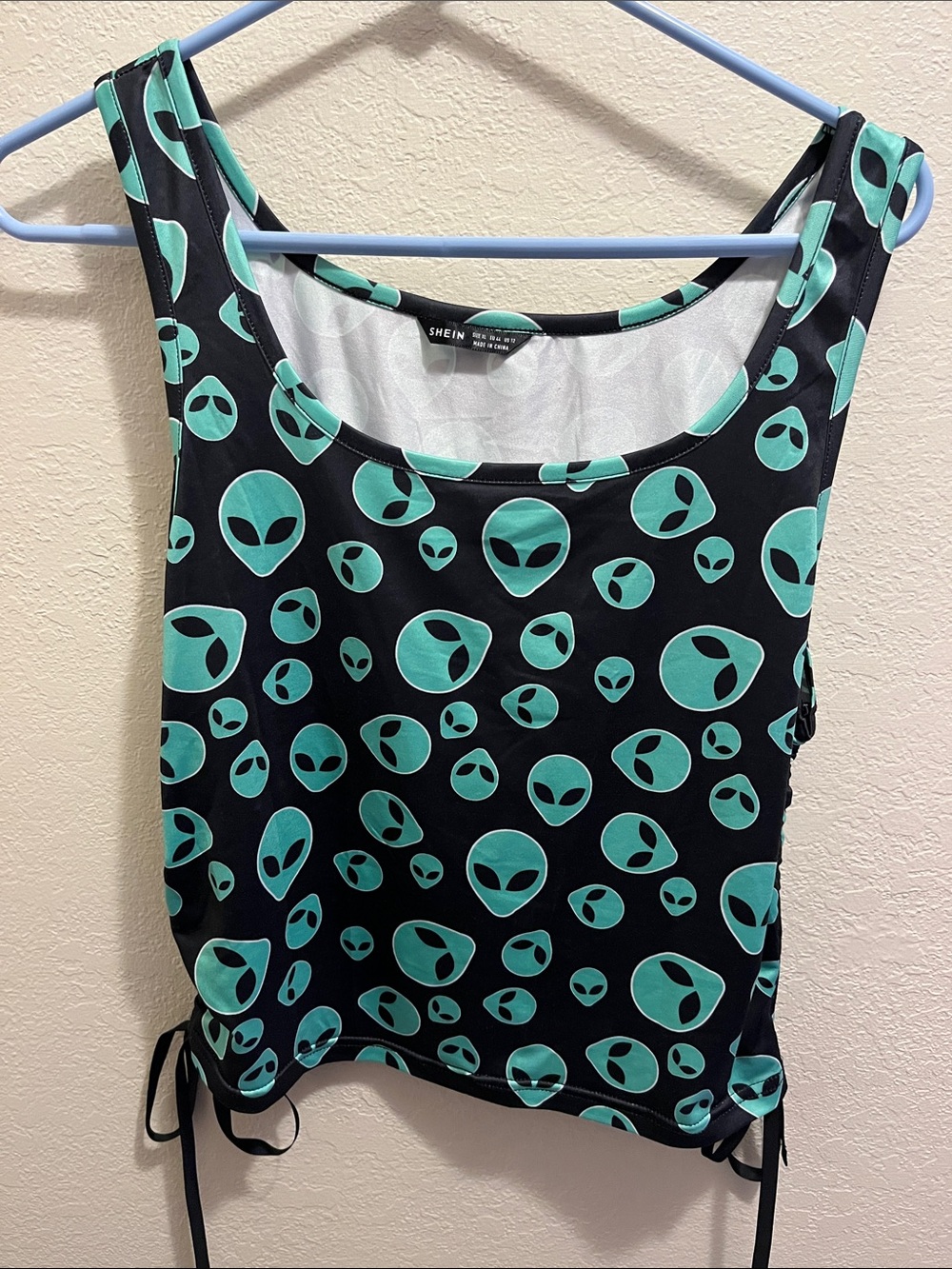 SHEIN Black Tank Top with Mint Alien Motif